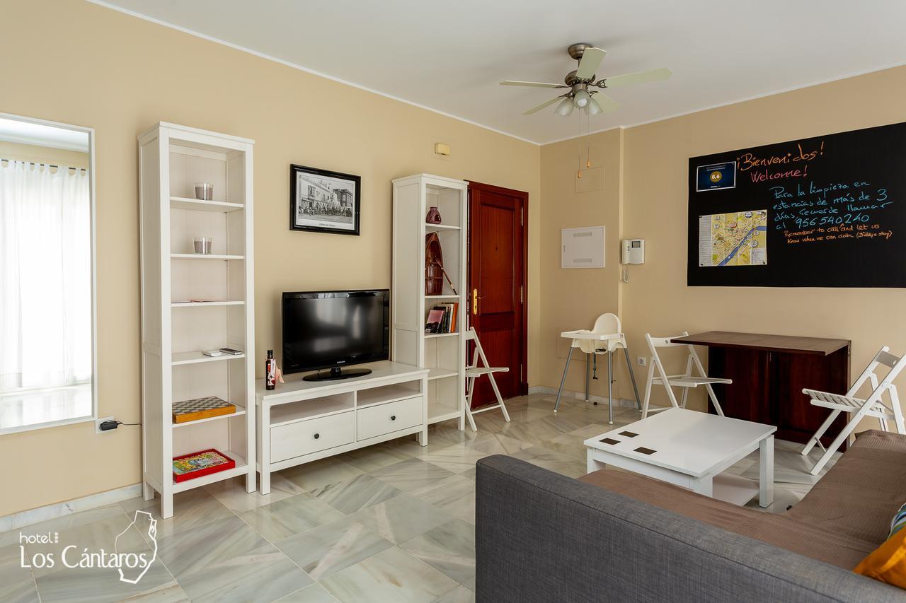 Apartamentos Los Cantaros El Puerto de Santa María Extérieur photo